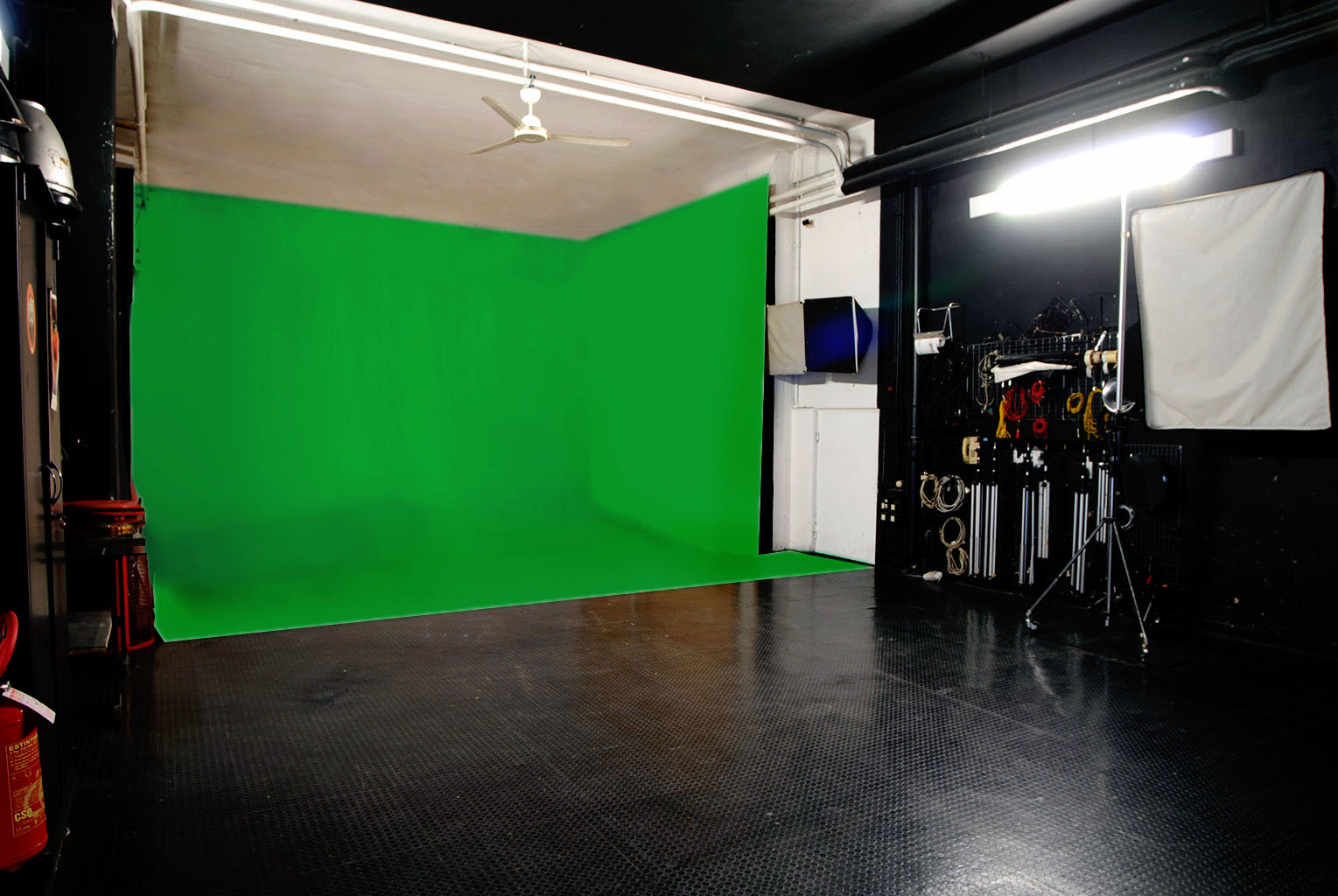 Instudio Societa' A Responsabilita' Limitata