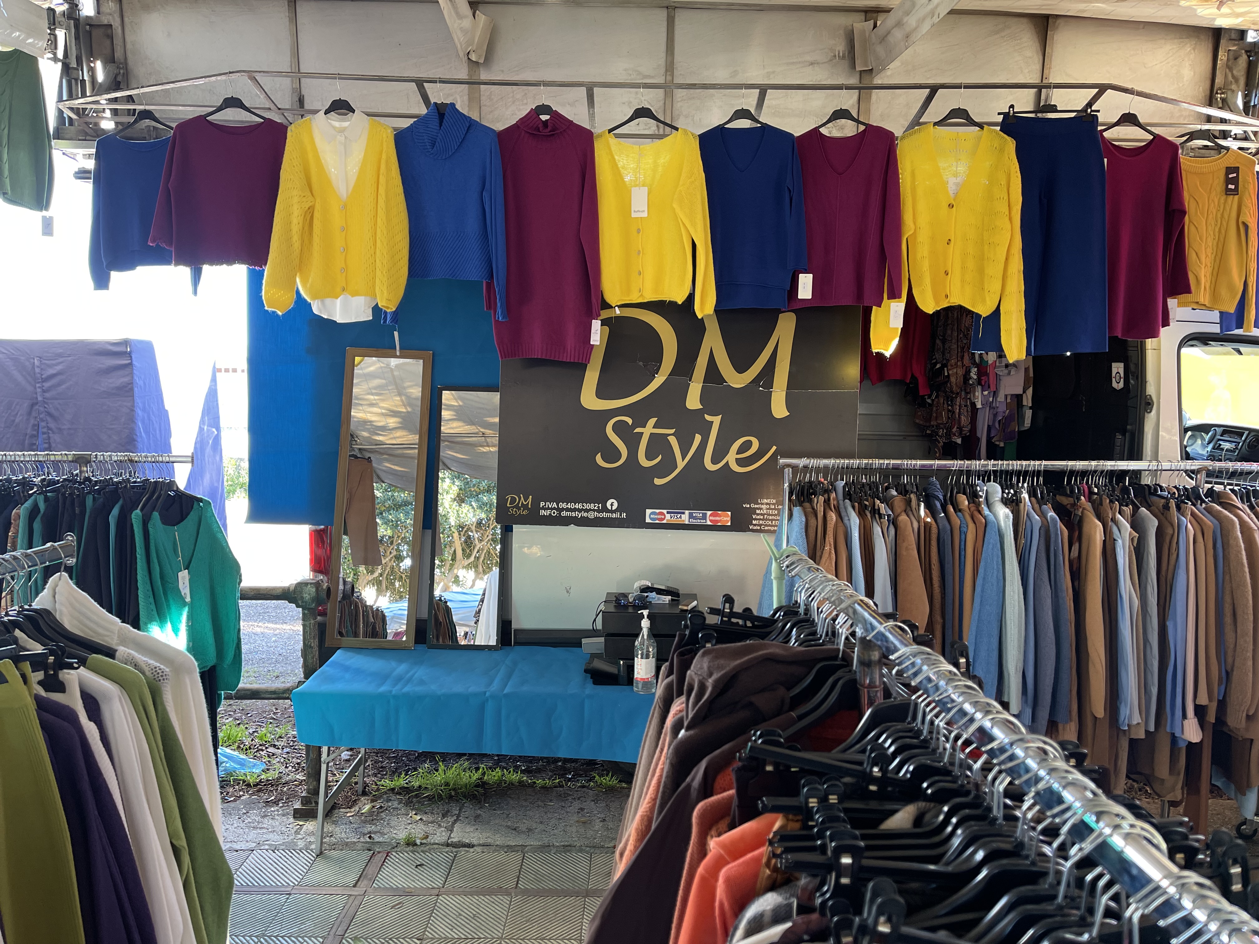 D M Style