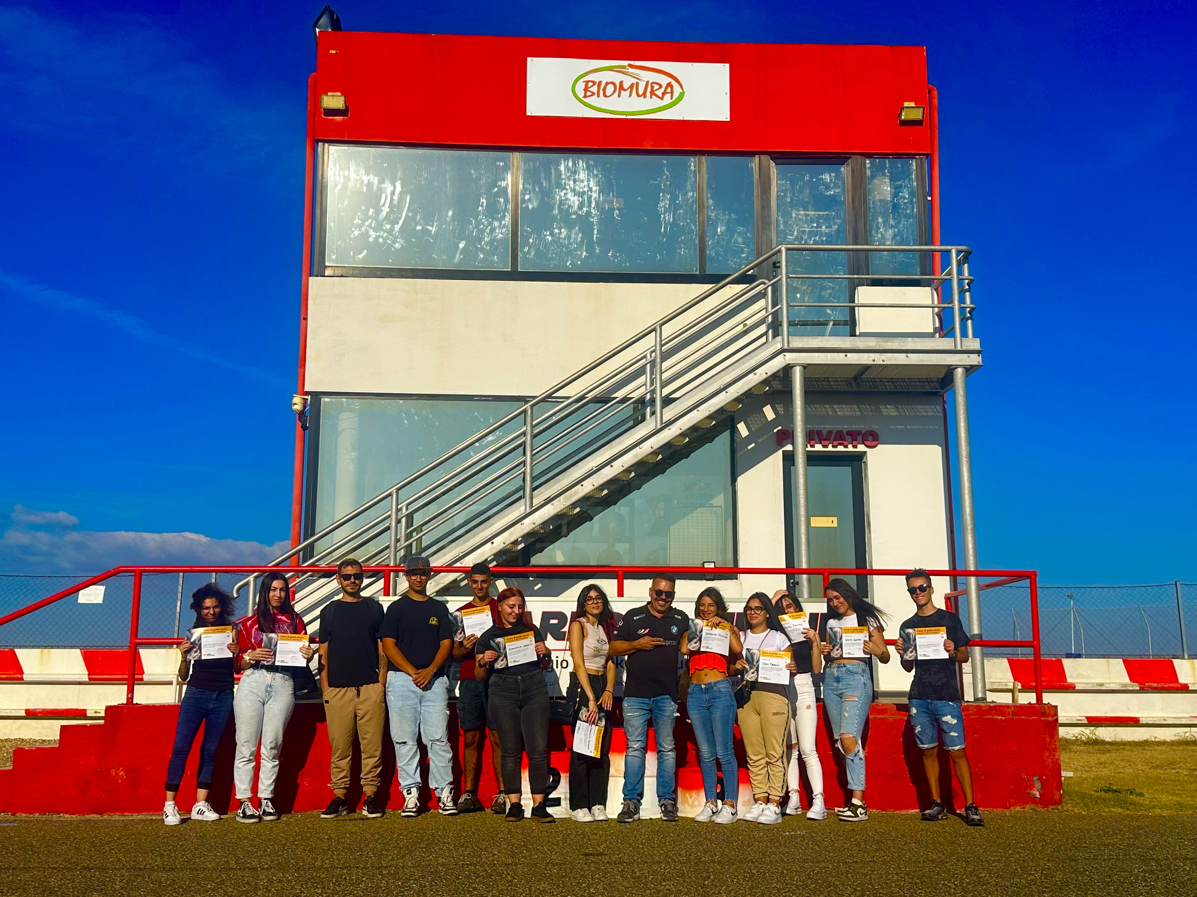 Autoscuola Agenzia Pratiche Auto Ayrton Senna Tonara 