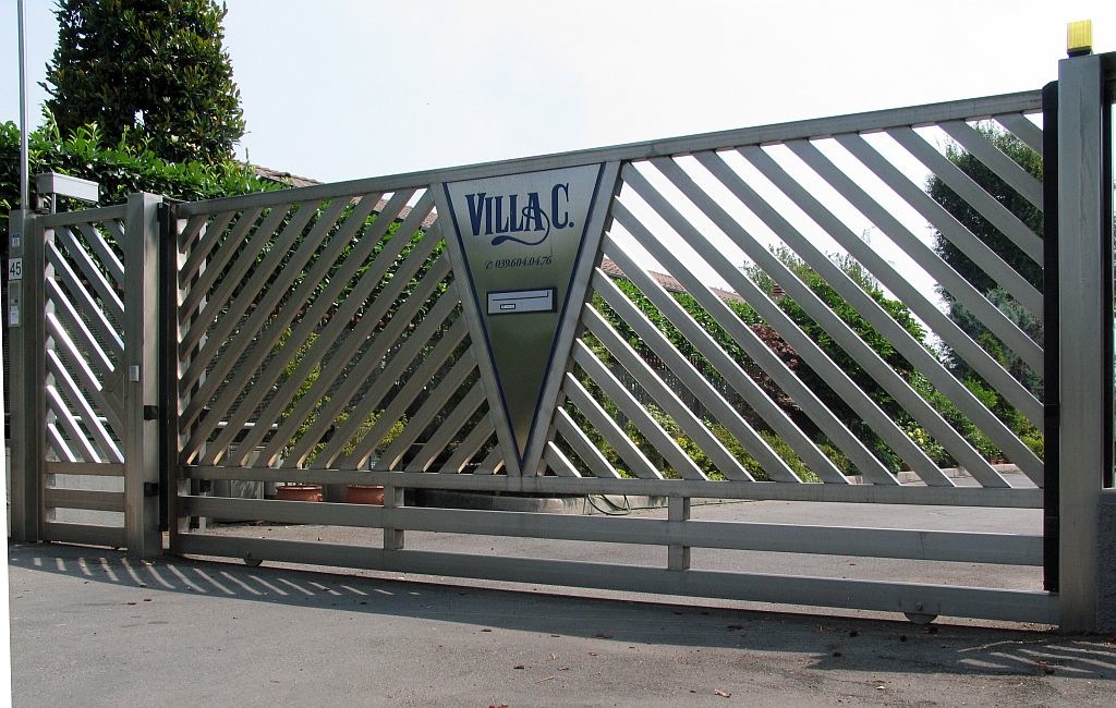 VILLA C. SRL