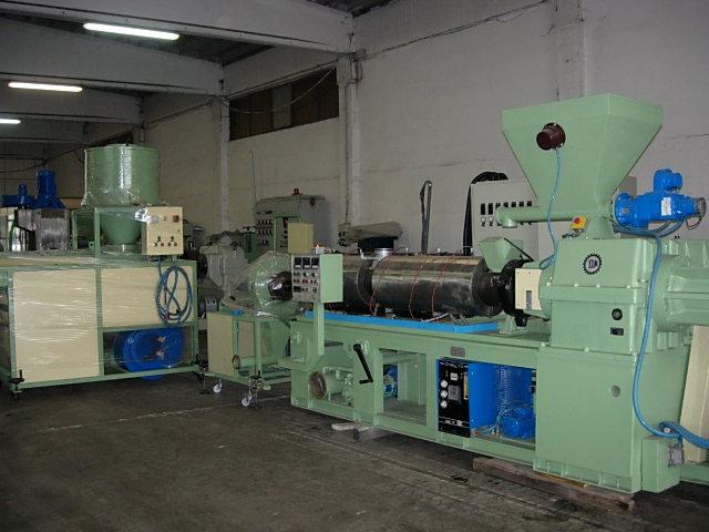 interplast di roverati dario macchine per materie plastiche