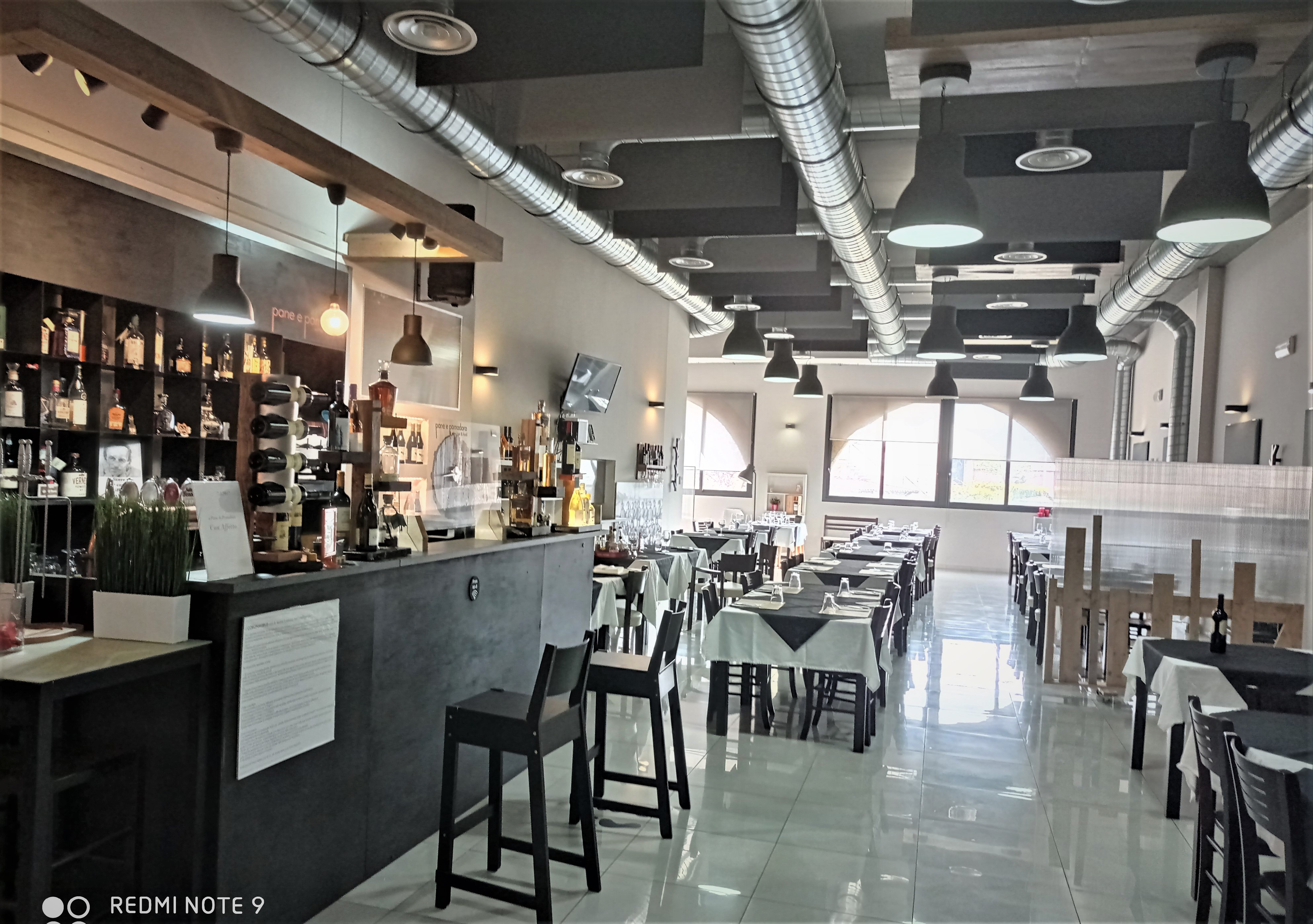 Pane E Pomodoro Wine Bar And Food SAS DI EVANGELISTI GIUSEPPE